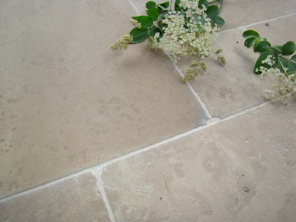 Nova Gold Limestone - Reclaimed Finish