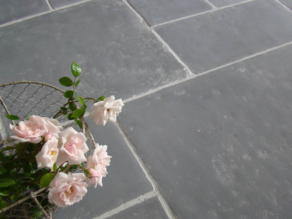 Parisien Grey Limestone - Semi Honed