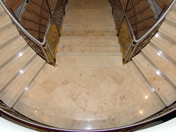 Honed Jura Beige Limestone Treads